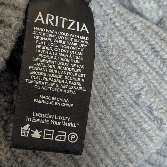 Aritzia The Group by Babaton Cable Knit Crewneck Sweater - Gray - Size 1 Great - Picture 5 of 5